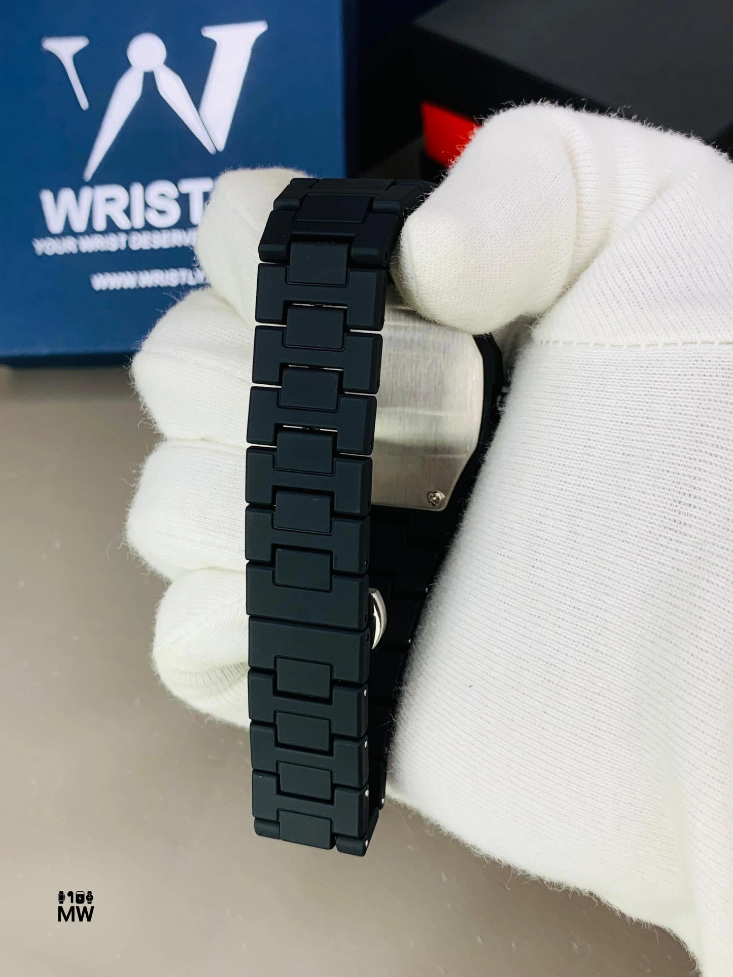 Black Arabic Aura Watch