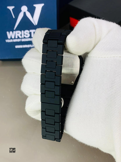 Black Arabic Aura Watch